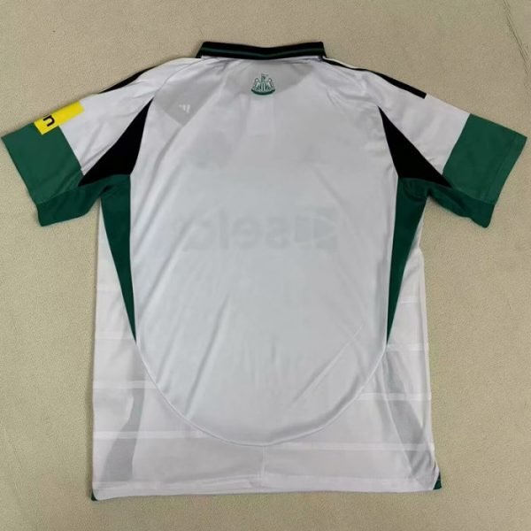3ª Equipación Newcastle 2024/25 - Imagen 2