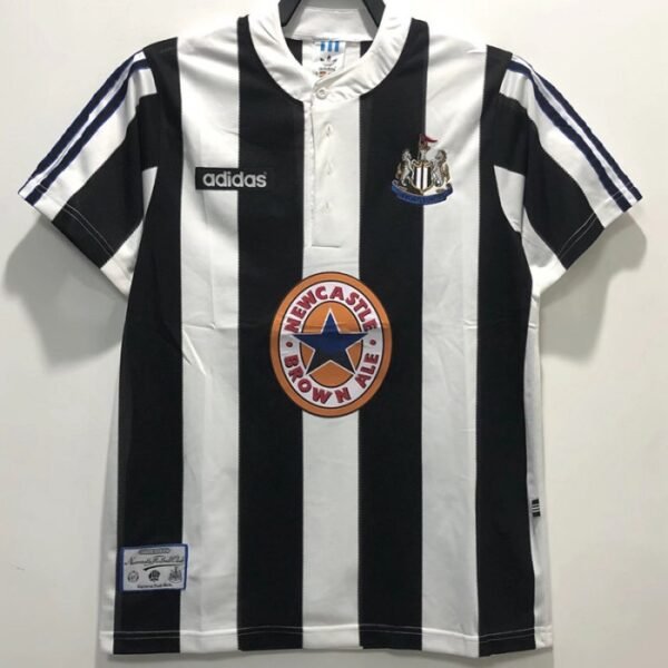 1ª Equipación Newcastle 1995/97