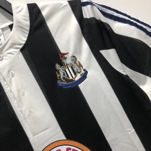 1ª Equipación Newcastle 1995/97 - Imagen 5