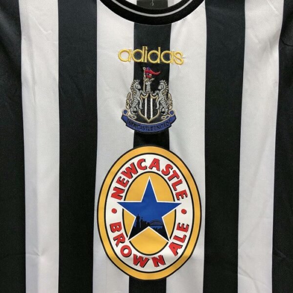 1ª Equipación Newcastle 1997/99 - Imagen 5
