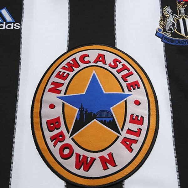 1ª Equipación Newcastle 1999/00 - Imagen 4