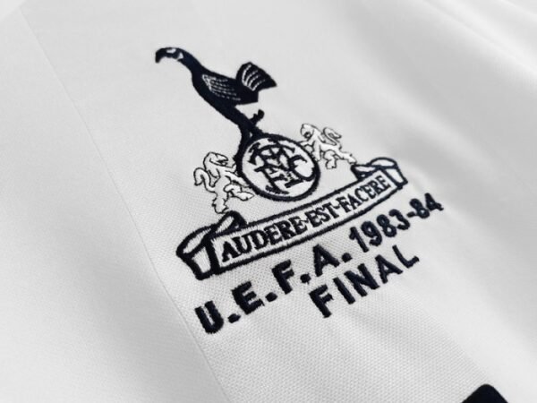1ª Equipación Tottenham 1983/84 - Imagen 5