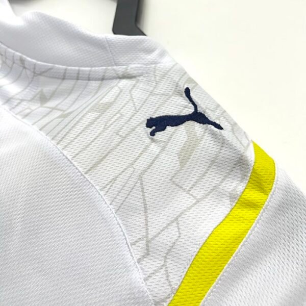 1ª Equipación Tottenham 2009/10 - Imagen 7