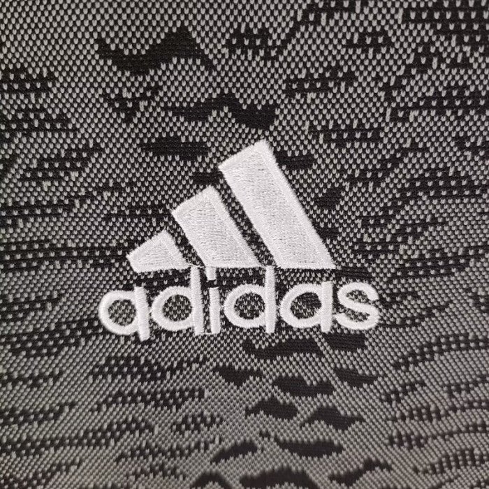 2ª Equipación Manchester United 2020/21 - Imagen 5