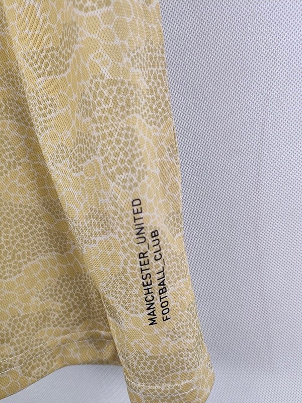 2ª Equipación Manchester United 2019/20 - Imagen 4