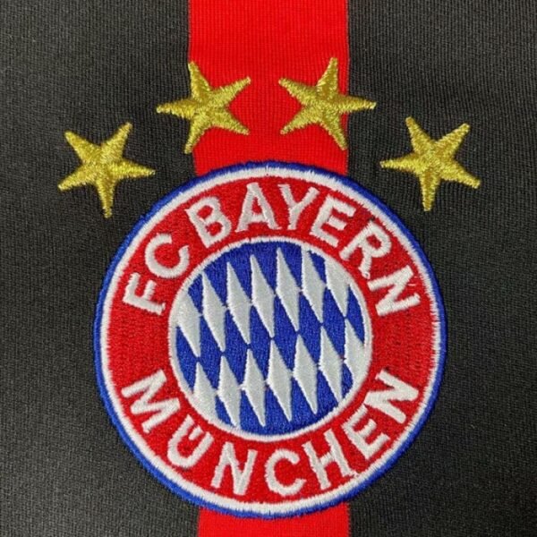 2ª Equipación Bayern 2014/15 - Imagen 4