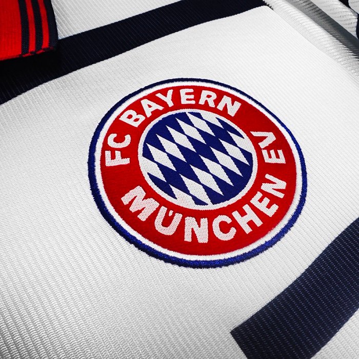 2º Equipación Bayern 1998/99 - Imagen 5