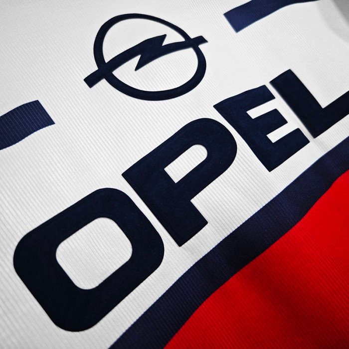 2º Equipación Bayern 1998/99 - Imagen 8