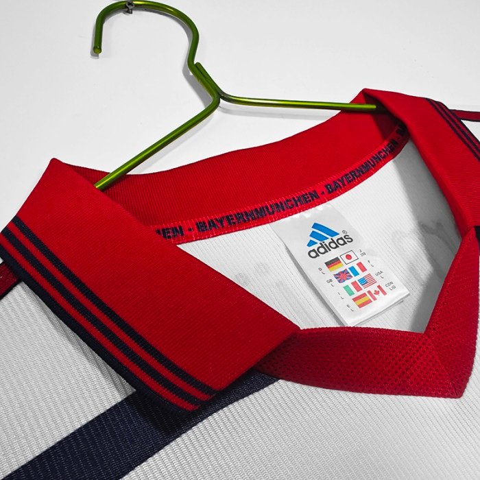 2º Equipación Bayern 1998/99 - Imagen 10