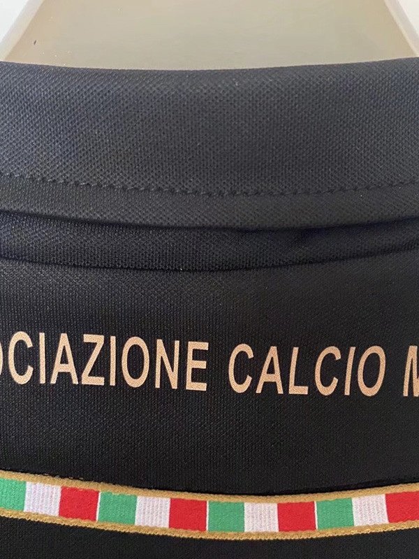 3ª Equipación Milán 2011/12 - Imagen 3