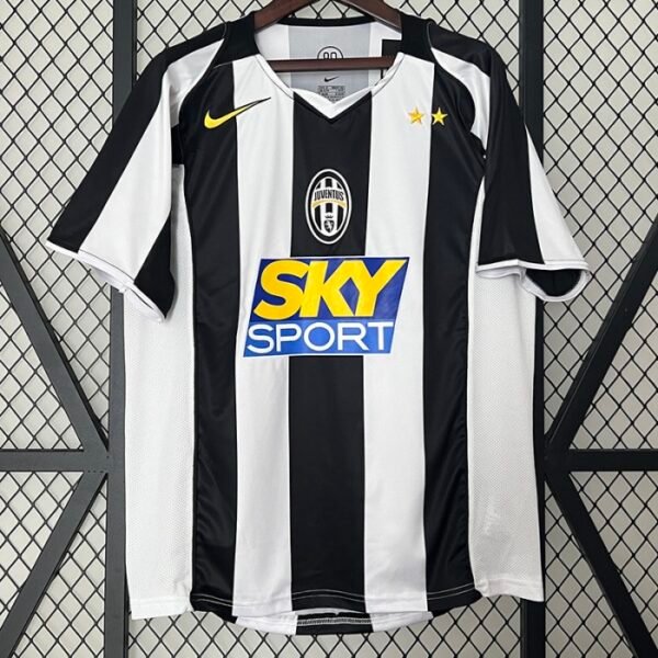 1ª Equipación Juventus 2004/05