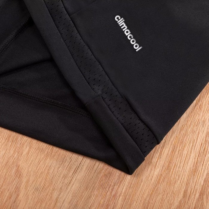 3ª Equipación Juventus 2015/16 - Imagen 6