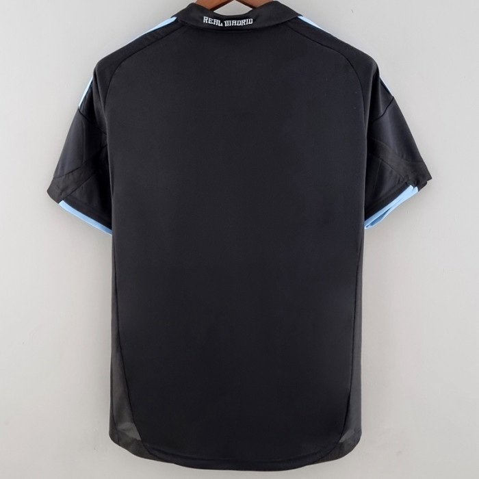 2ª Equipación Real Madrid 2009/10 - Imagen 5