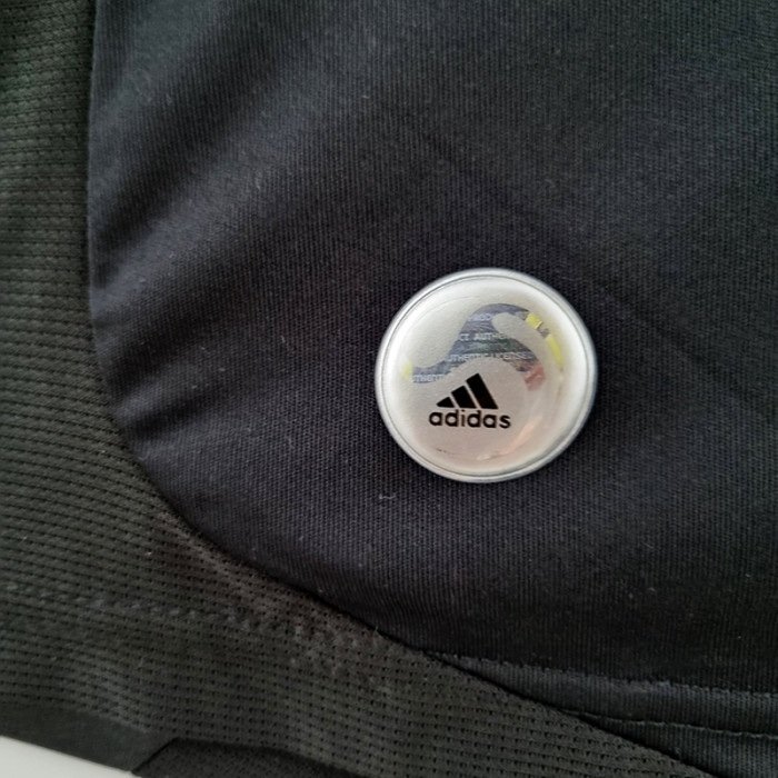 2ª Equipación Real Madrid 2009/10 - Imagen 9