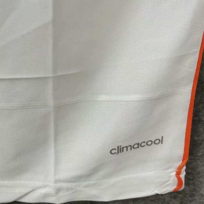 1ª Equipación Real Madrid 2013/14 - Imagen 8