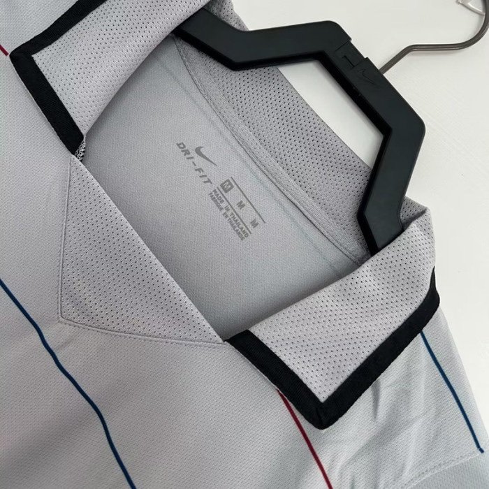 2ª Equipación Barcelona 2003/04 - Imagen 2