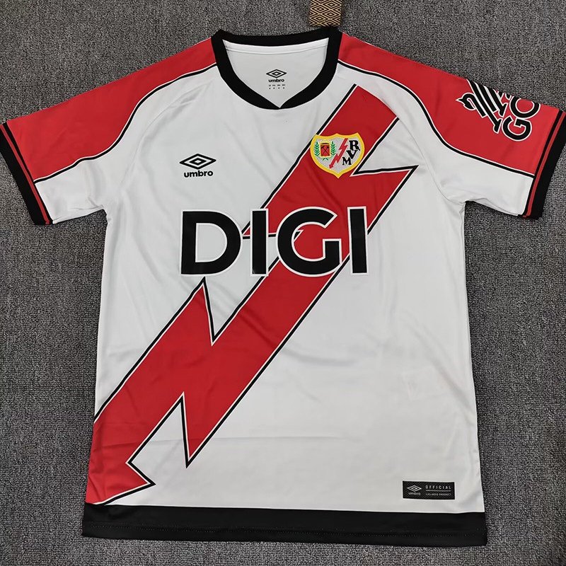 1ª Equipación Rayo Vallecano 2025/26
