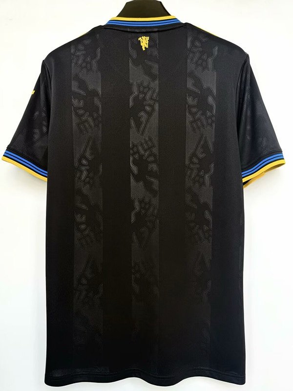 3ª Equipación Manchester United 2025/26 - Imagen 2