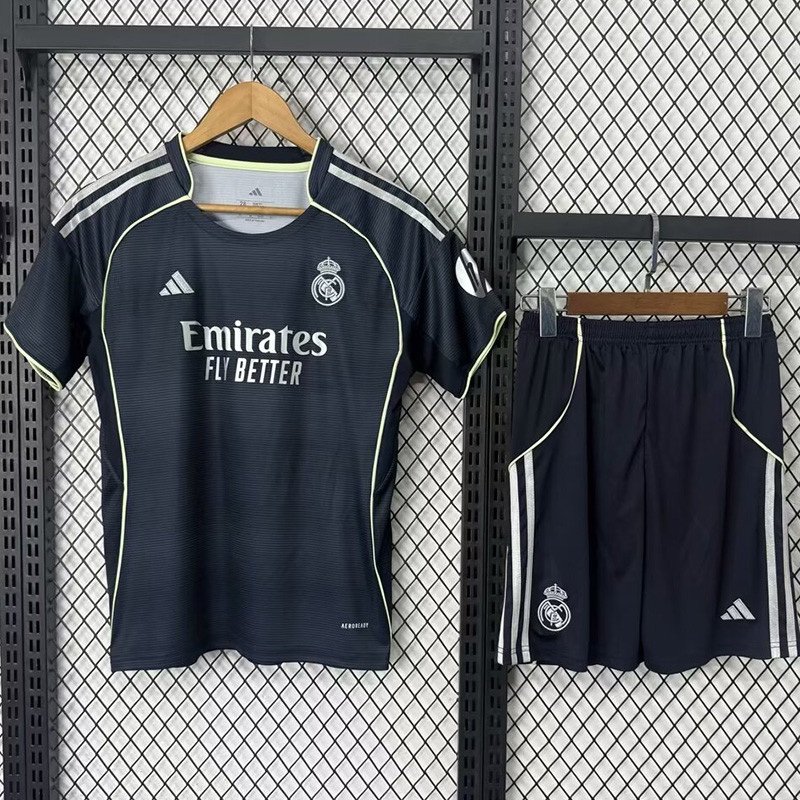 2ª Equipación Real Madrid 2025/26 (kit)