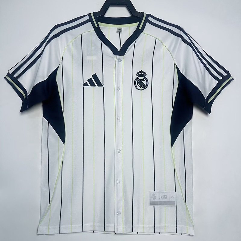 Camiseta Real Madrid versión béisbol