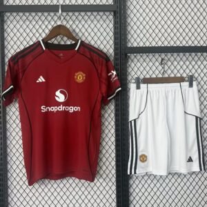1ª Equipación Manchester United 2025/26 (kit)