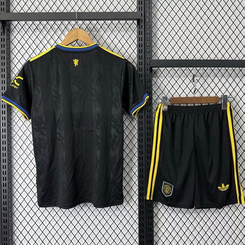 3ª Equipación Manchester United 2025/26 (kit) - Imagen 2