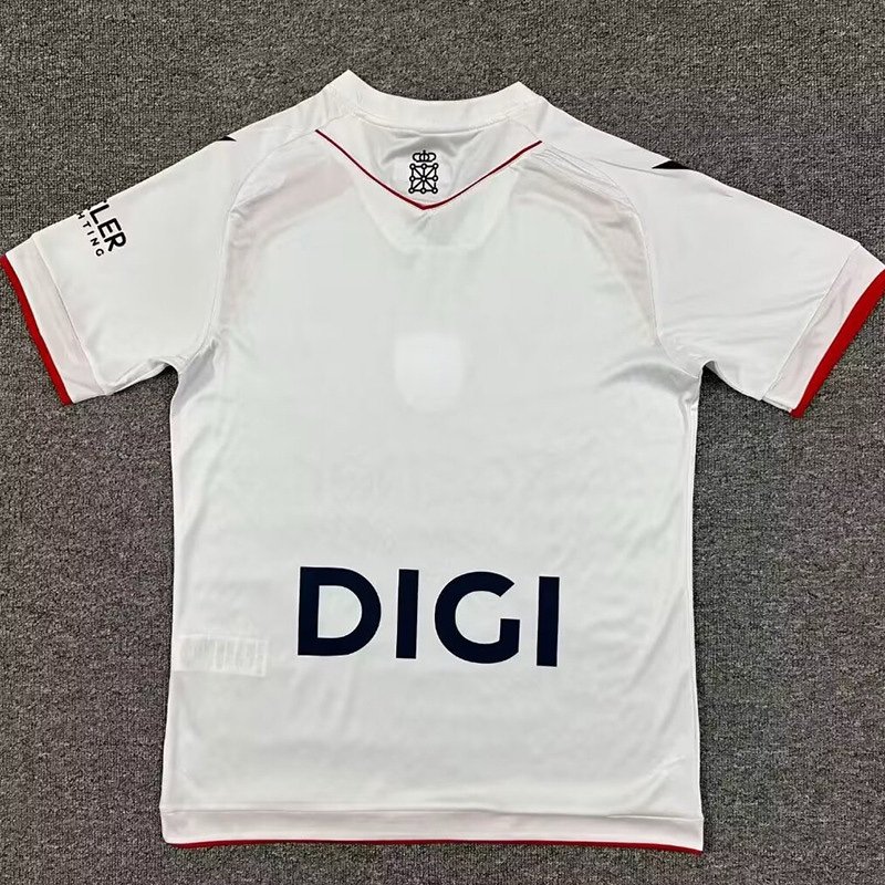 3ª Equipación Osasuna 2025/26 - Imagen 2