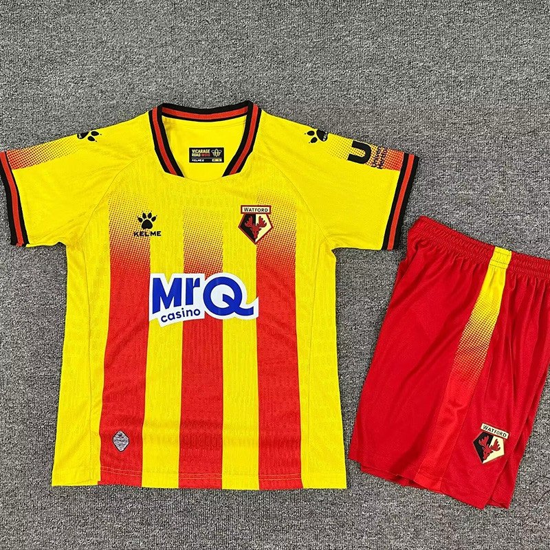 1ª Equipación Watford 2025/26 (kit)