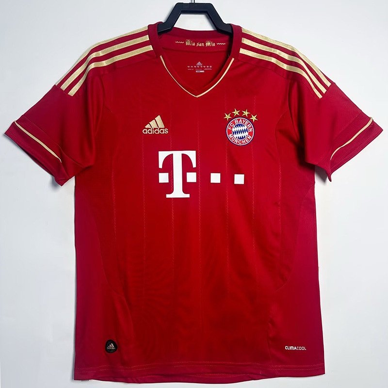 1ª Equipación Bayern 2012/13
