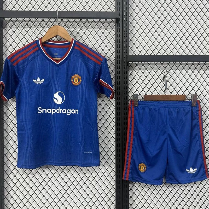 2ª Equipación Manchester United 2026/27 (Kit)