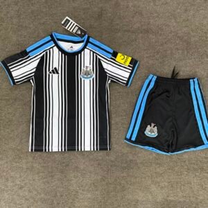1ª Equipación Newcastle 2026/27 (Kit)
