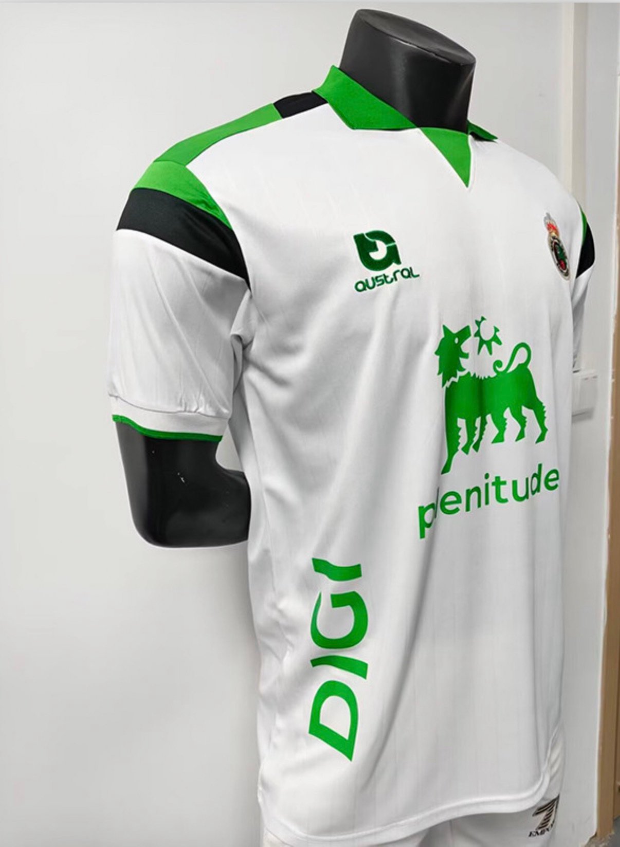 1ª Equipación Racing de Santander 2026/27 - Imagen 2